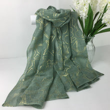 Load image into Gallery viewer, Heart Foil Scarf | Green