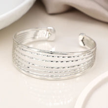 Load image into Gallery viewer, Hammered Multi Strand Bangle