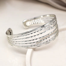 Load image into Gallery viewer, Hammered Multi Strand Bangle