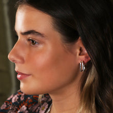 Load image into Gallery viewer, Double Twist Strand Square Hoop