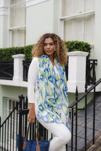 Load image into Gallery viewer, Vibrant Heart Scarf | Green