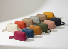 Load image into Gallery viewer, Leather Camera Bag