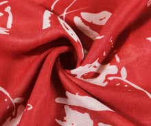 Load image into Gallery viewer, Red Bloom Scarf