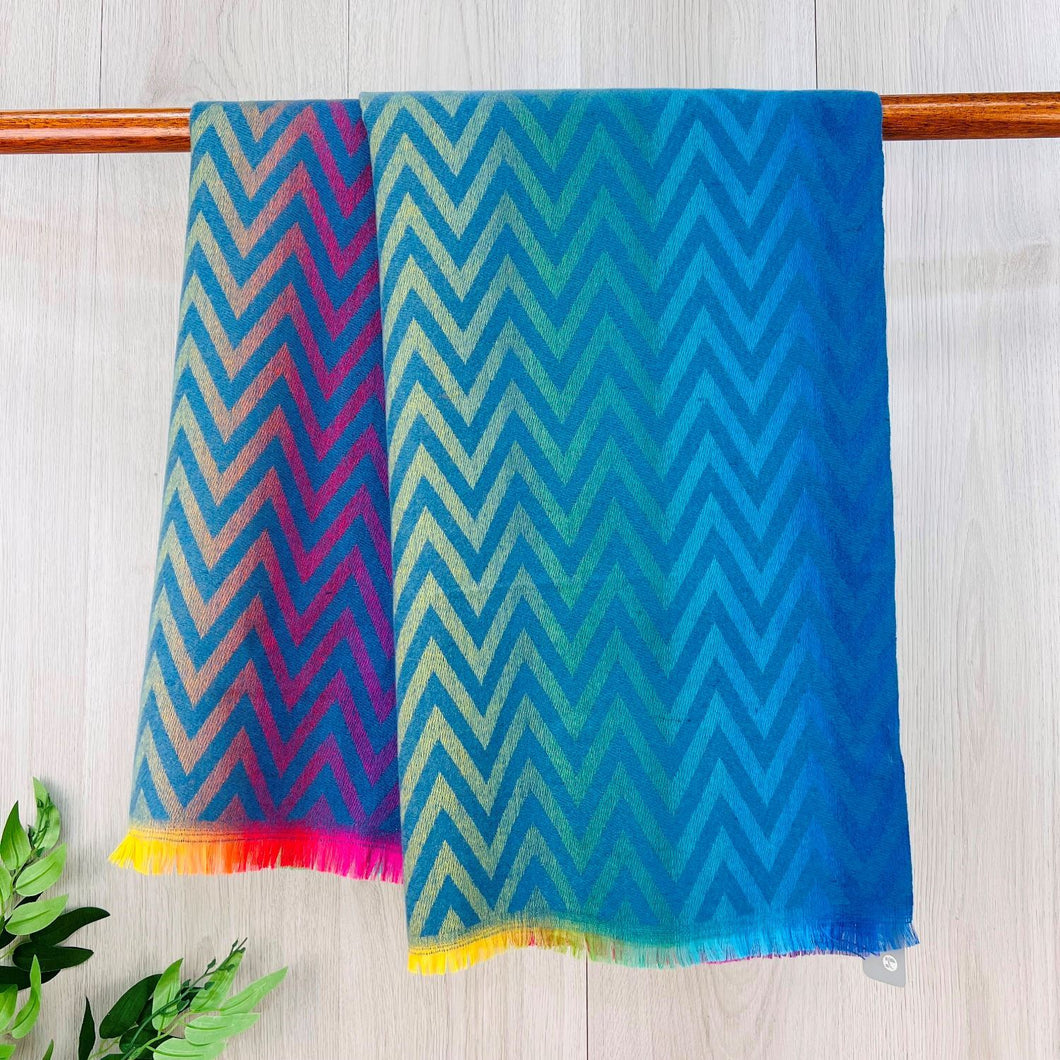 Reversible Zig Zag Print Warm Scarf | Blue