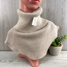 Load image into Gallery viewer, Knitted Snood | Beige
