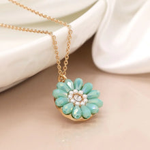 Load image into Gallery viewer, Aqua Bead Daisy Necklace With Pearls
