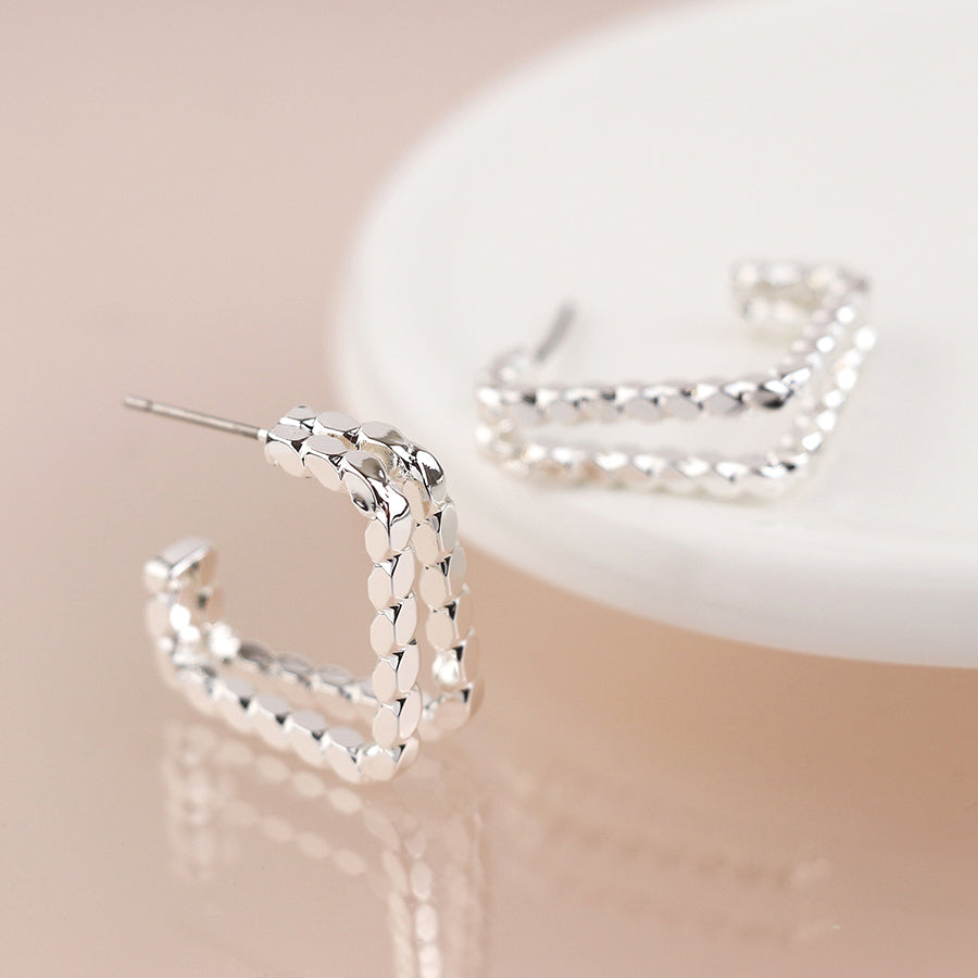 Double Twist Strand Square Hoop