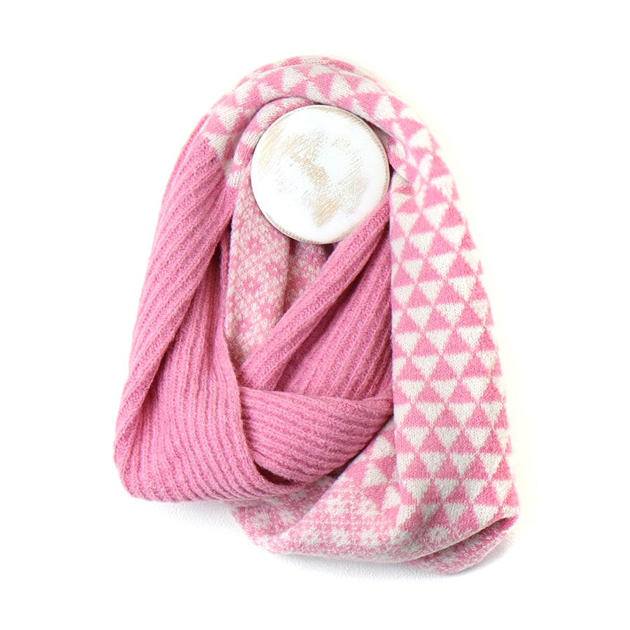 Recycled Blend Pink & White Scandi Flower Snood