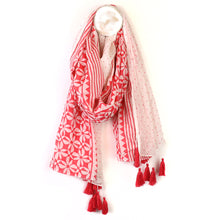 Load image into Gallery viewer, Coral Graphic Repeat Print Cotton Scarf
