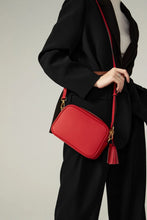 Load image into Gallery viewer, Leather Camera Bag
